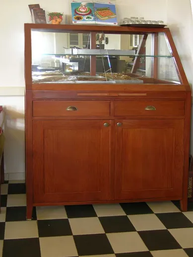 Gallery Image 1
